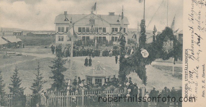 Boden. Lång kö till Utställningen 1902