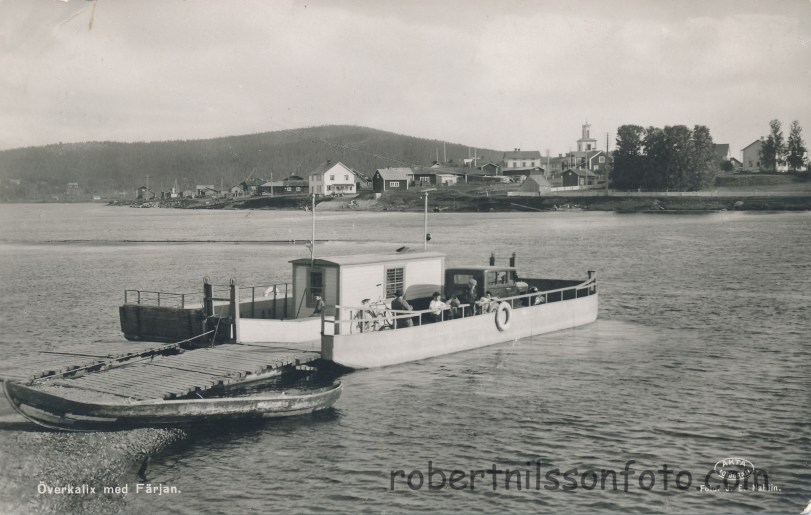 Överkalix med färjan. Foto J E Nahlin